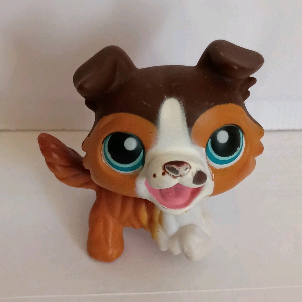 Littlest Pet Shop Brown and White Dog Figure Toy for Ages 3-7 Years, 3-4, 4-7